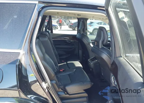 2016 Volvo Xc90 T6 Momentum z USA, uszkodzony, nr VIN YV4A22PKXG1025331